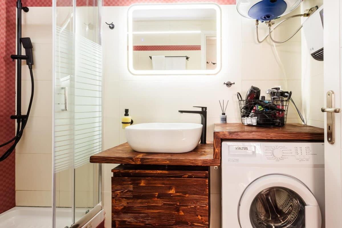 Kalamata Lime Studio - Cozy Gem With Private Parking Εξωτερικό φωτογραφία