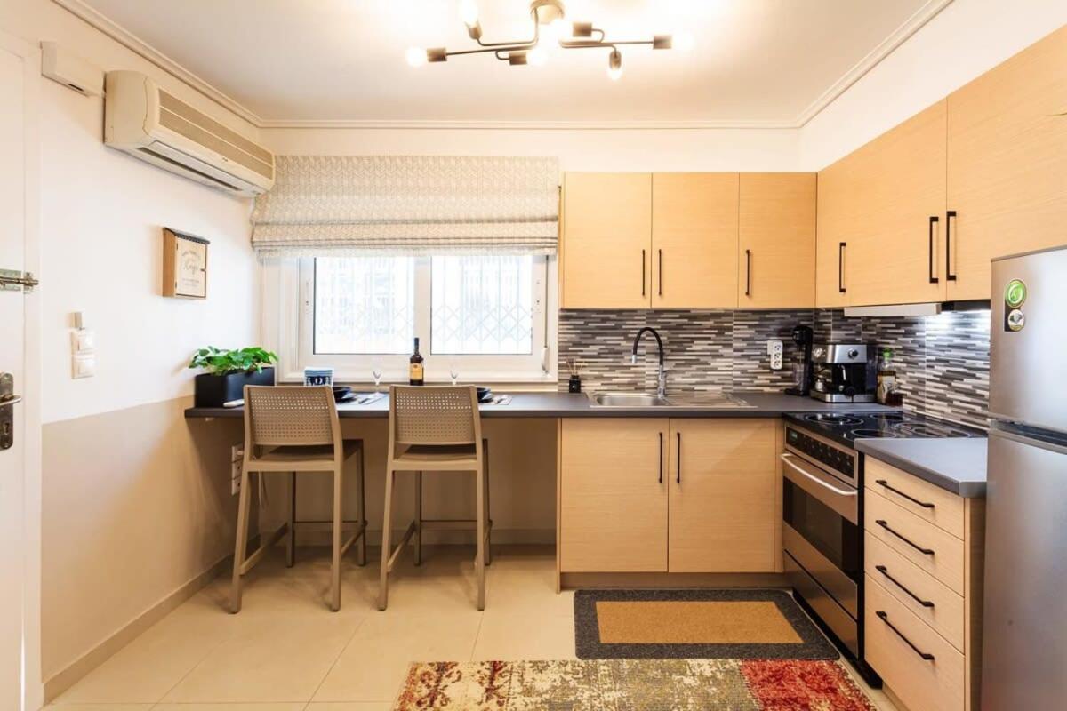 Kalamata Lime Studio - Cozy Gem With Private Parking Εξωτερικό φωτογραφία